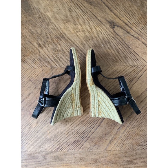 NWOB Etienne Aigner Strappy Wedge Sandals - Picture 4 of 8